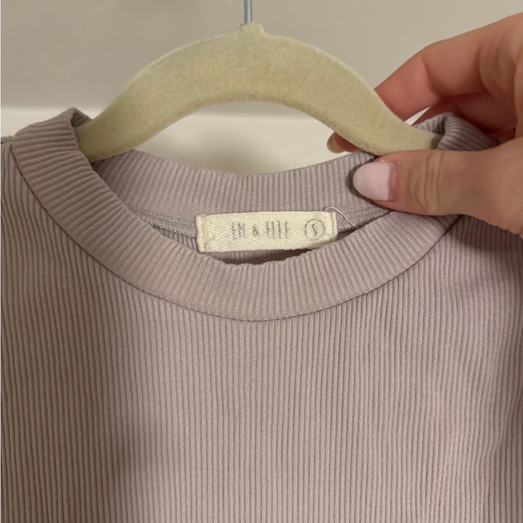 Ruched Ribbed Tank Top - Picture 5 of 5